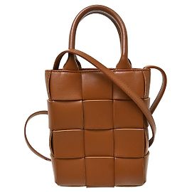 Bottega Veneta Cassette Convertible Tote Maxi Intrecciato Leather Mini