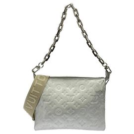 Borsa a tracolla Louis Vuitton Coussin PM M57913