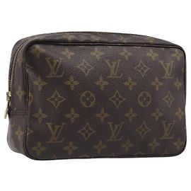 LOUIS VUITTON Monogram Trousse Toilette 23 Clutch Bag M47524 LV Auth 200817A