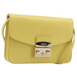 Borsa a tracolla FURLA in pelle Giallo Oro Auth 199917A