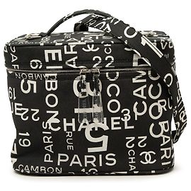 Borsa vanity satchel Chanel 31 Rue Cambon in tela stampata nera