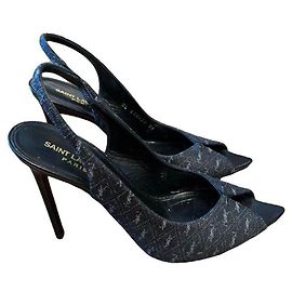 Saint Laurent Décolleté Slingback Monogram