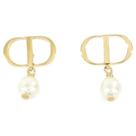 Pendientes de botón Christian Dior Petite CD E1520PTCRS