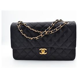 Borsa Chanel Classic Flap Medium Pelle Nera