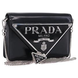 PRADA Schultertasche mit Kette Lackleder Schwarz Silber