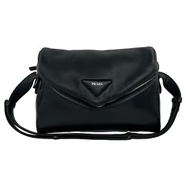 Bolsa de ombro PRADA Signo em couro nappa com logótipo triangular