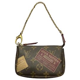 Louis Vuitton Mini Pochette Accessoires