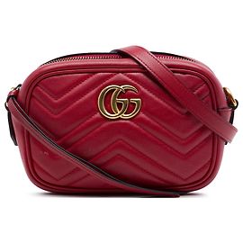 Borsa a tracolla Gucci Mini GG Marmont in pelle matelassé rossa