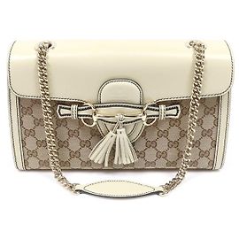 Gucci Borsa a tracolla Emily in pelle avorio con logo GG jacquard e nappina