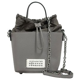 Maison Martin Margiela Picca borsa a secchiello crossbody con catena