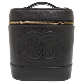 Borsa Vanity Chanel in pelle di vitello martellata nera