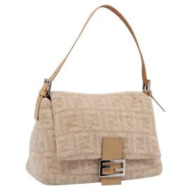 Bolso de hombro FENDI Mamma Baguette de lana beige plateado Auth 200802V