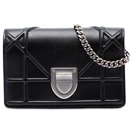 Borsa a tracolla con patta Diorama in pelle d'agnello nera Dior Baby