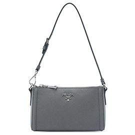 Borsa a tracolla Prada Saffiano Lux Pochette Grigia