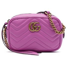 Gucci Mini GG Marmont Crossbody aus gestepptem Kalbsleder in Pink