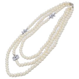 Colar de Pérolas Triplo CHANEL 10V Coco Mark