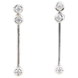 Autre Marque Orecchini a goccia in oro bianco 18K con diamanti