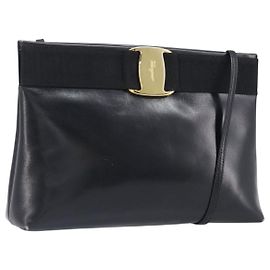 Borsa a tracolla Salvatore Ferragamo Vala in pelle nera e oro Auth 200983