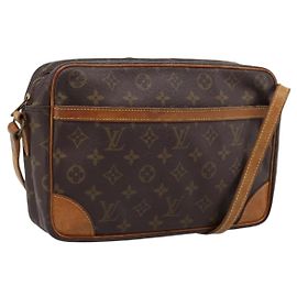 LOUIS VUITTON Monogram Trocadero 27 Shoulder Bag M51274 LV Auth 202123