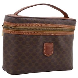 Céline CELINE Macadam Canvas Kosmetiktasche PVC Leder Braun Gold Auth 201994