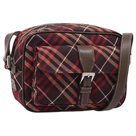 Borsa a tracolla BURBERRY Nova Check Blue Label in tela rossa e argento Auth 201971A