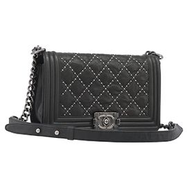 Borsa a catena CHANEL Matelasse Boy Chanel in pelle nera e argento CC Auth 199461SAM