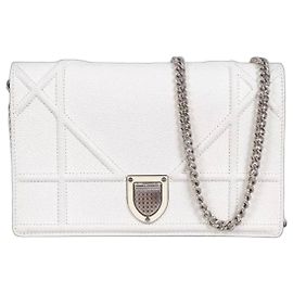 Christian Dior Cartera bandolera Diorama de piel blanca - De segunda mano