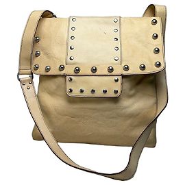 Marni Vintage Umhängetasche mit Klappe aus strukturiertem Leder mit Nieten Cream Silver