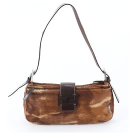 Borsa a secchiello Fendi Mamma Baguette in pelle di vitello