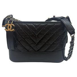 Chanel Bolso de hombro Gabrielle Small Hobo Negro