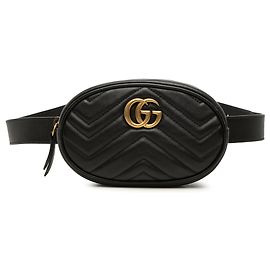 Borsa cintura Gucci GG Marmont in pelle di vitello matelassé nera