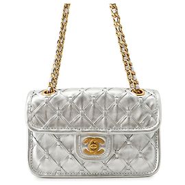 Bolsa de Ombro Chanel Mini Flap com Corrente