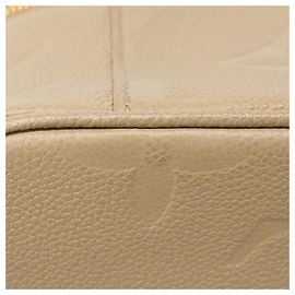 Bolso Vanity Louis Vuitton Monogram Empreinte