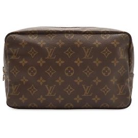 Louis Vuitton Trousse Toilette 28