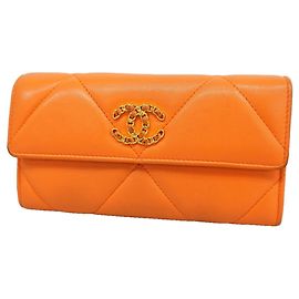 Chanel langes Portemonnaie aus orangefarbenem Lammleder
