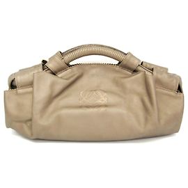 Borsa in pelle Loewe Anagram Logo Nappa Aire