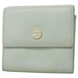 Chanel Tri-Fold Geldbörse in Hellgrün