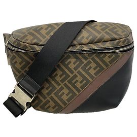 Riñonera Fendi marrón