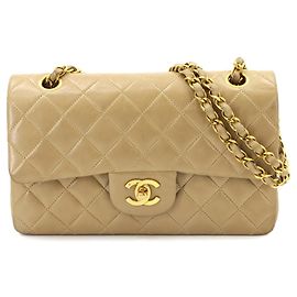 Borsa a tracolla Chanel Matelasse 23 con catena