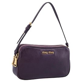 Miu Miu Double Zip Pochette aus Leder