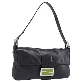 Borsa a spalla FENDI Mamma Baguette in pelle nera argento Auth yk20771SAM