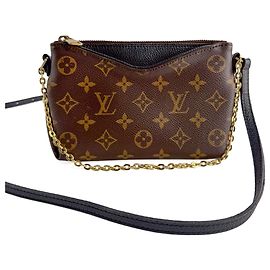 Louis Vuitton Clutch Pallas Canvas con catena Monogram