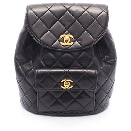 Zaino/Borsa Chanel Matelassé con chiusura a rotazione e catena
