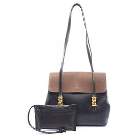 Loewe Schultertasche aus Leder