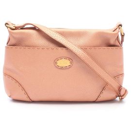Bolso de hombro Fendi Selleria de piel rosa