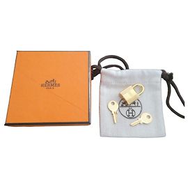 Candado y Llaves Hermès Chapados en Oro