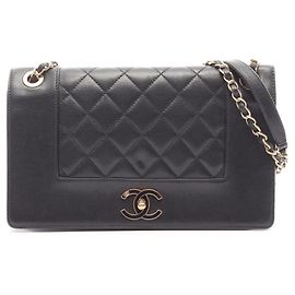 Chanel Mademoiselle Matelassé Schultertasche mit Kette