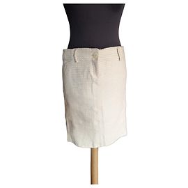Dolce & Gabbana D&G Minirock aus Bouclé Tweed, Creme & Hellblau