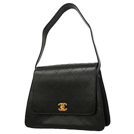 Borsa a tracolla Chanel Matelassé in nero