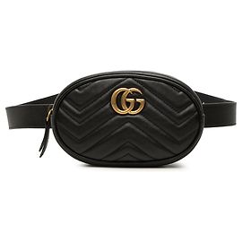 Gucci GG Marmont Matelassé Gürteltasche aus Kalbsleder in Schwarz